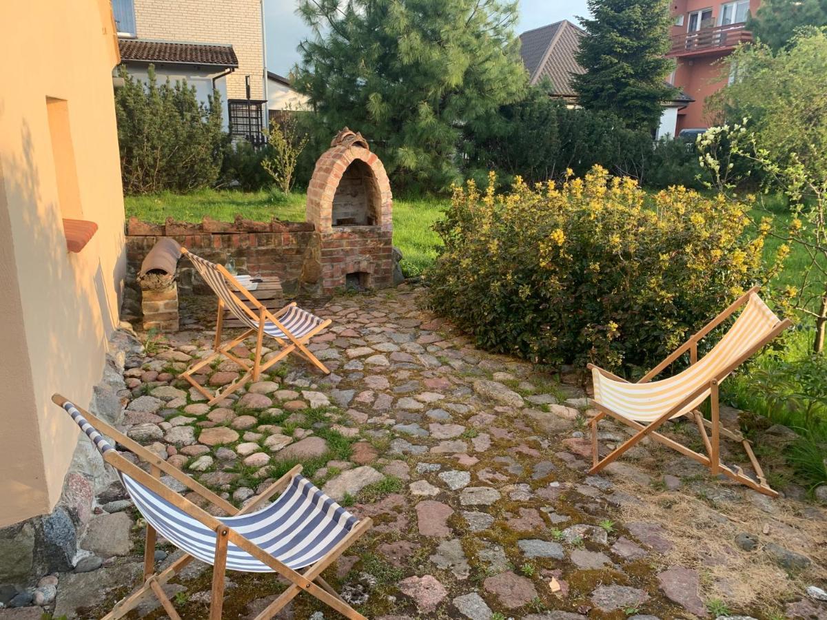 Oaza Pod Strzecha Klimatyczny Dom Z 3 Sypialniami Na Wylacznosc Z Kominkiem I Duzym Ogrodem Ustronie Morskie Eksteriør bilde